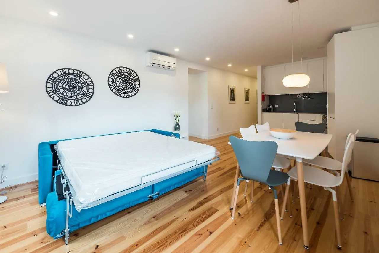 Sunshine House - Exclusive Apartment - Home By The Castle Lissabon Portugal