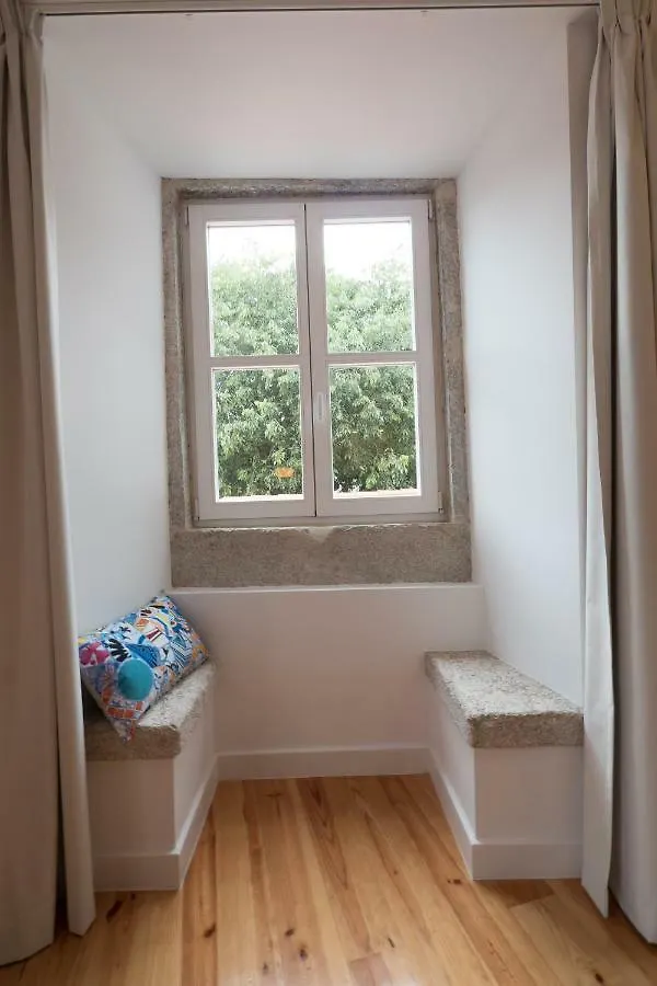 Sunshine House - Exclusive Apartment - Home By The Castle Lissabon 0*,  Portugal